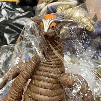 限定38体　JSMソフビ 地底怪獣 ガレラ クリアイエロー成型 PPIHグループ限定】KAIJU COLORS｜ウルトラマンおもちゃウェブ